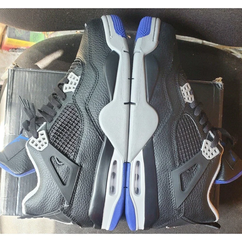 Jordan 4 Retro Alternate Motorsport. Size 9.5